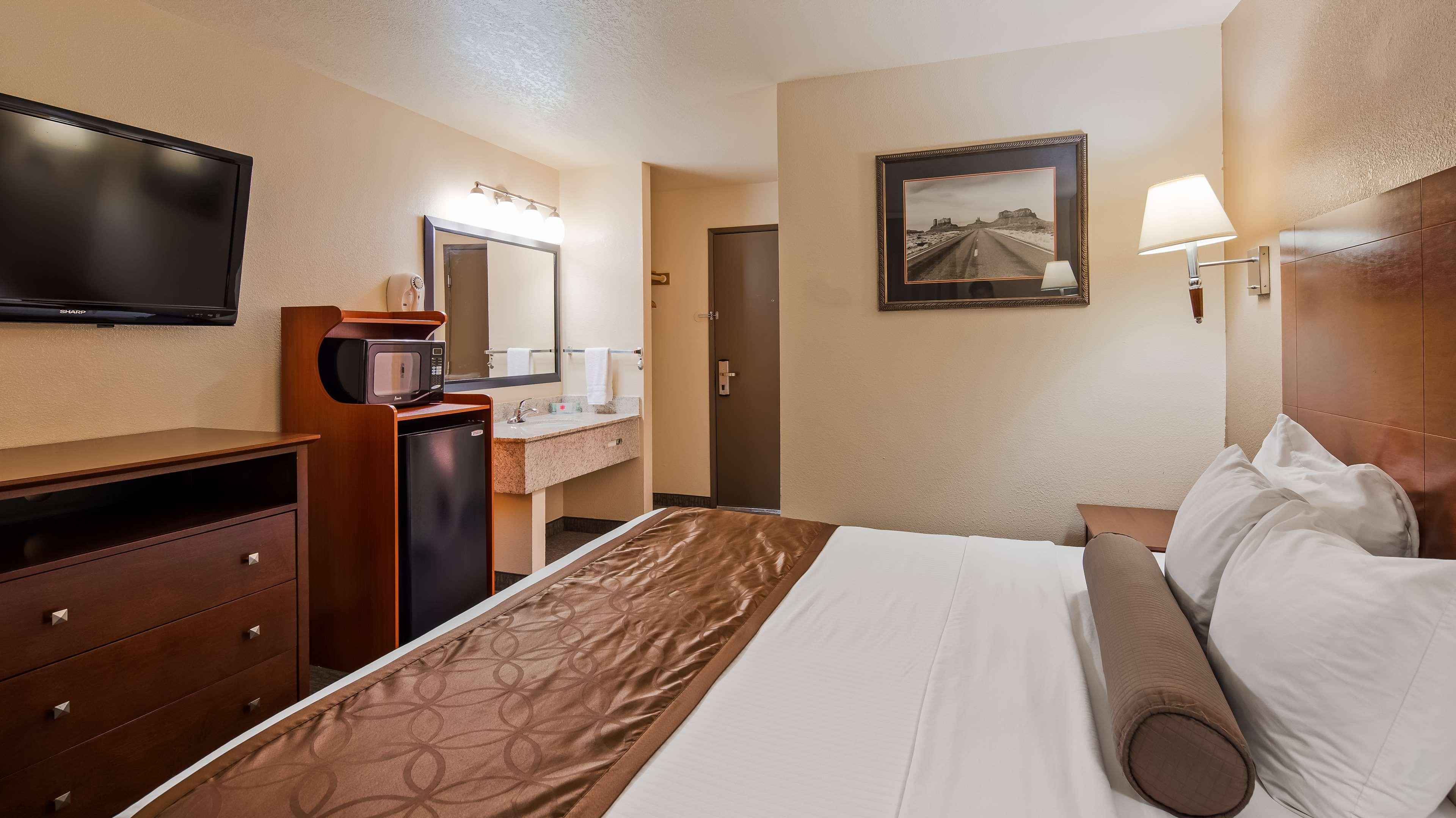 Western Desert Oasis Hotel
